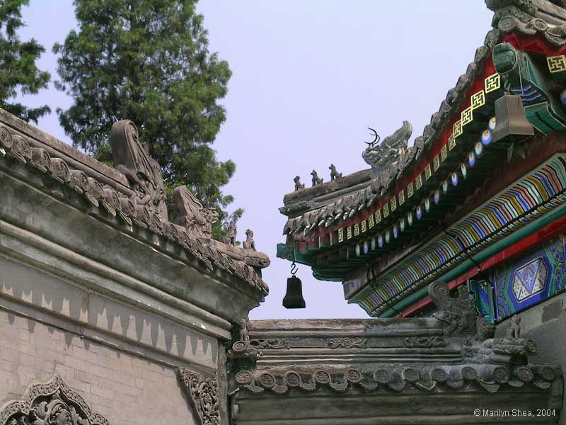 Baiyun Guan 白云观 detail inside entrance