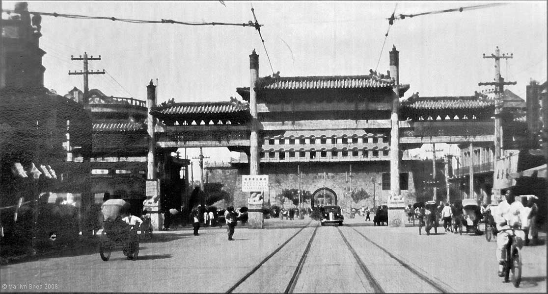 Old Picture of Qianmen 前门