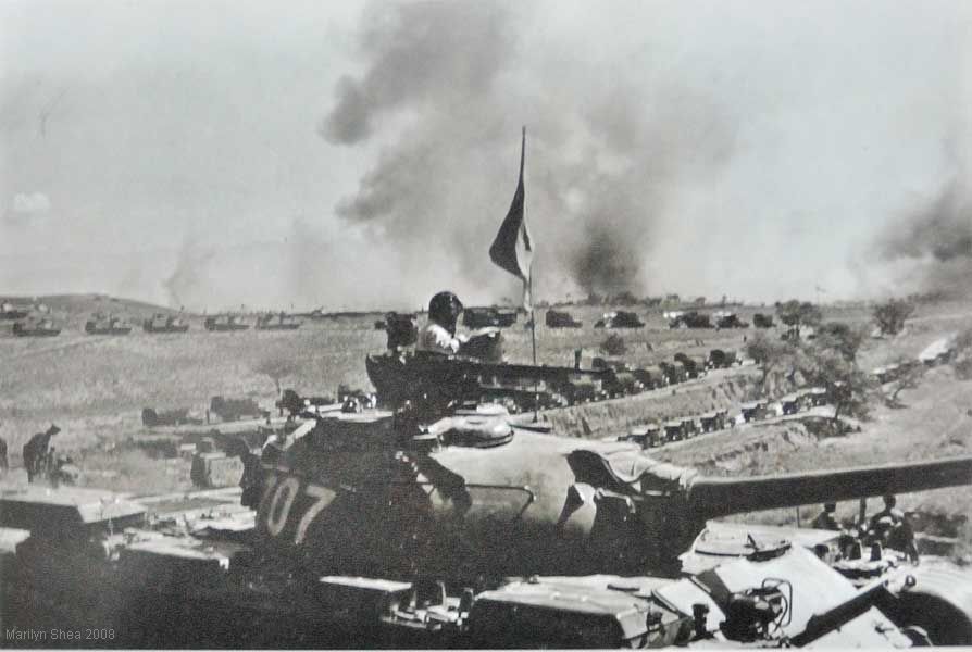 Chinese tanks on a battle front