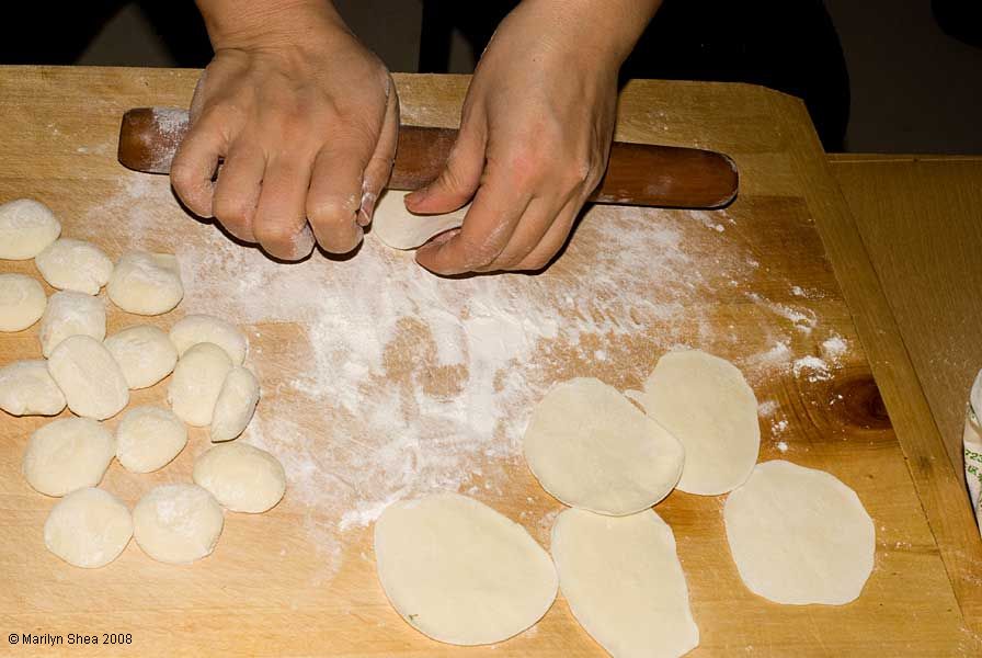 Rolling wrappers for jiaozi