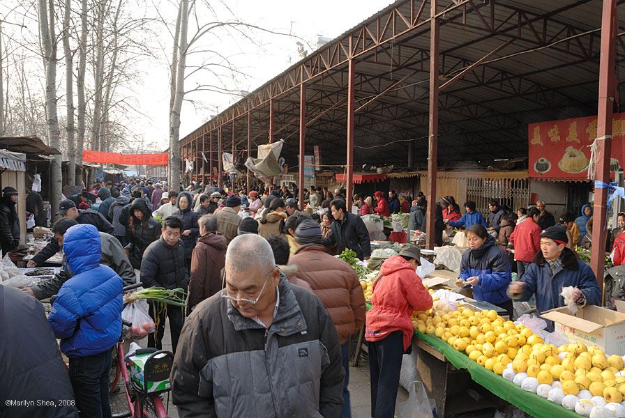 Market before Spring Festival