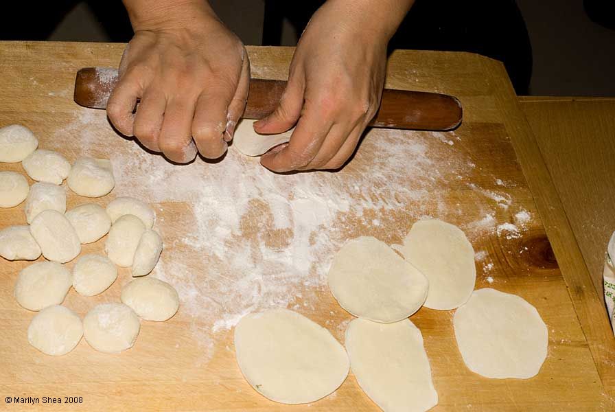 Rolling wrappers for jiaozi