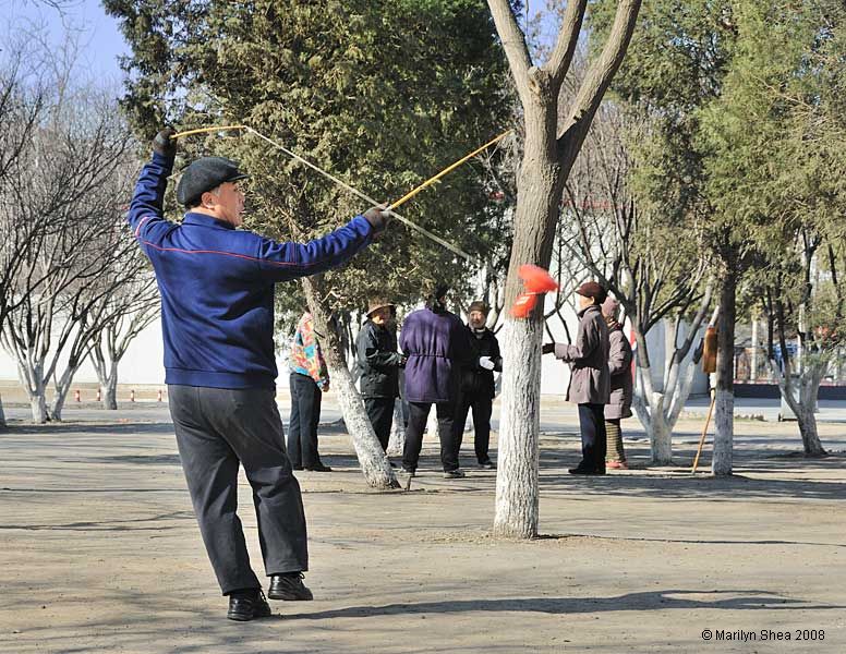 Chinese Yo-yo 空竹