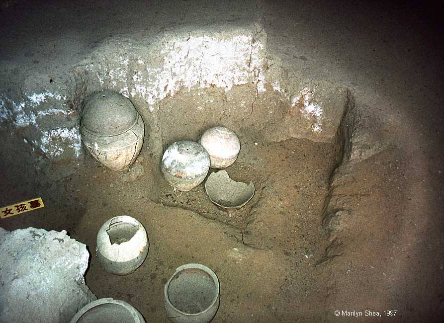 burial site for a female child at the Banpo Neolithic site